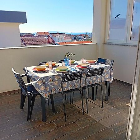 Apartment Ivetka Banjol Esterno foto