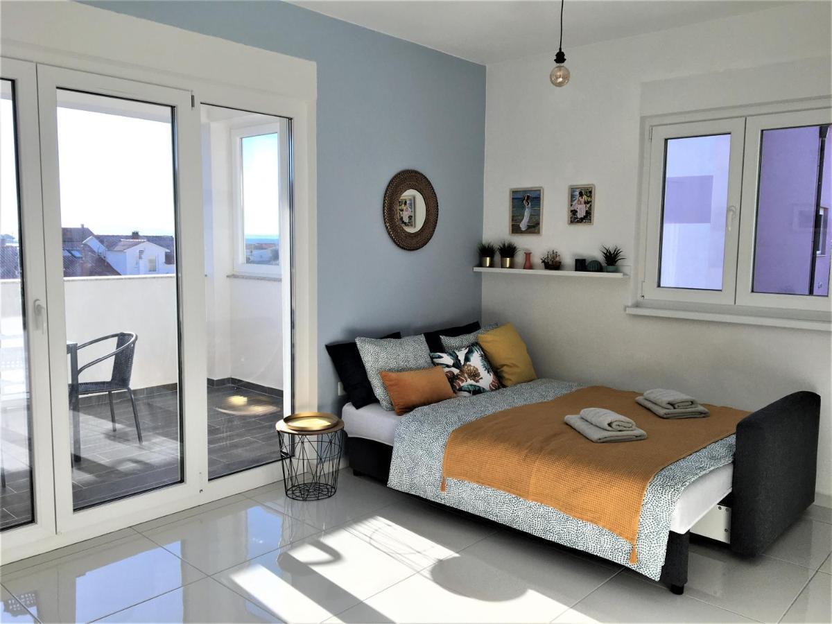 Apartment Ivetka Banjol Esterno foto
