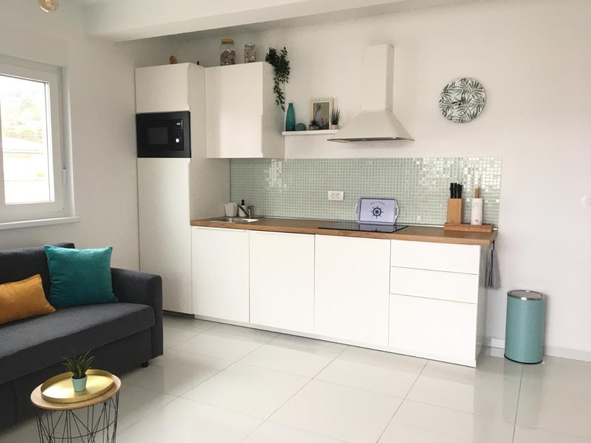 Apartment Ivetka Banjol Esterno foto