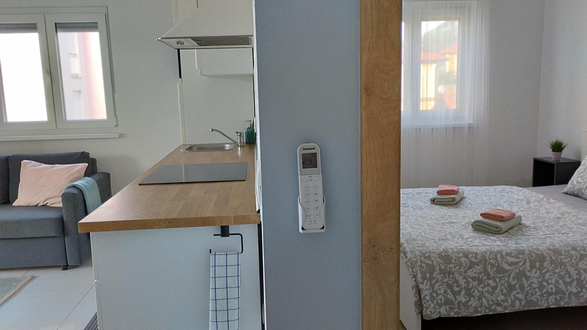Apartment Ivetka Banjol Esterno foto